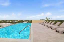 Playa King Studio - Rooftop Pool, Gym and Balcony - Image 5