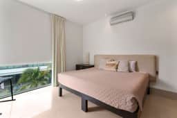 2BR by 5th Avenue - Rooftop Pool and Balcony - Image 3