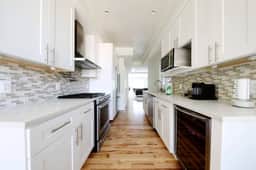Hodel/1710 A St. - Image 3