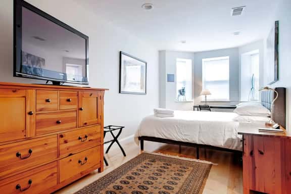Posnick/631 4th St - Image 1