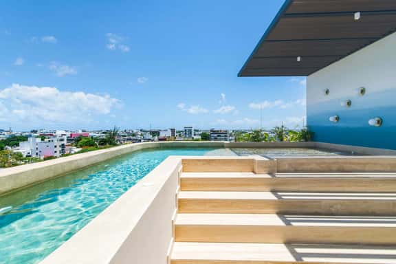 Art Inspired King Studio - Private Pool in Playa - Image 1
