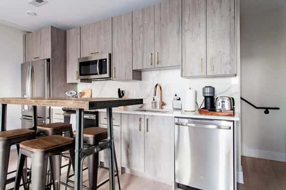 Anez/1411 Spring Rd NW - Image 1