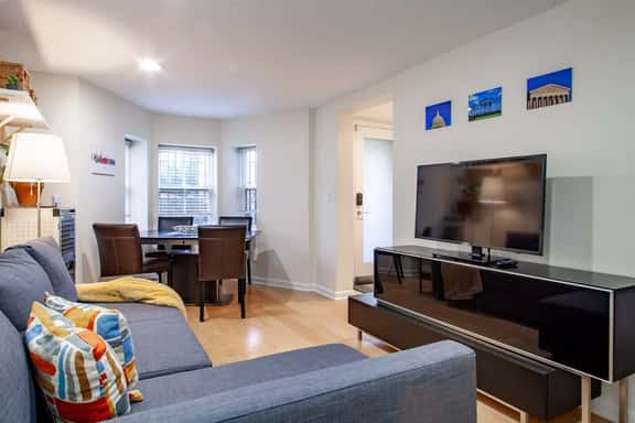 RT/1424 Swann St - Image 1