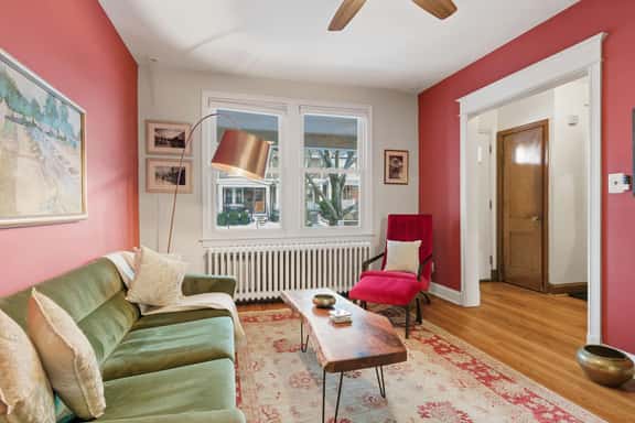 Horst/1616 D St NE - Image 1