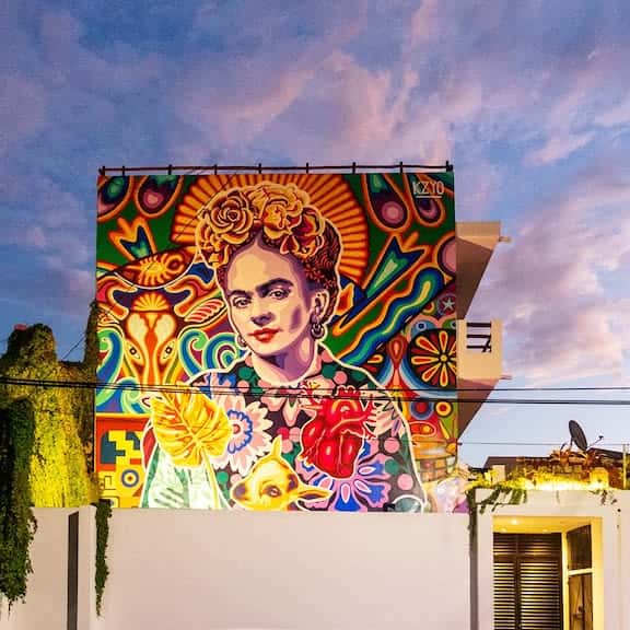 Rooftop Pool Studio - Steps to 5th Ave & Beach - Image 1