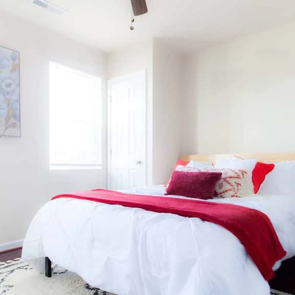 Dan/1734 H st #2 - Image 1
