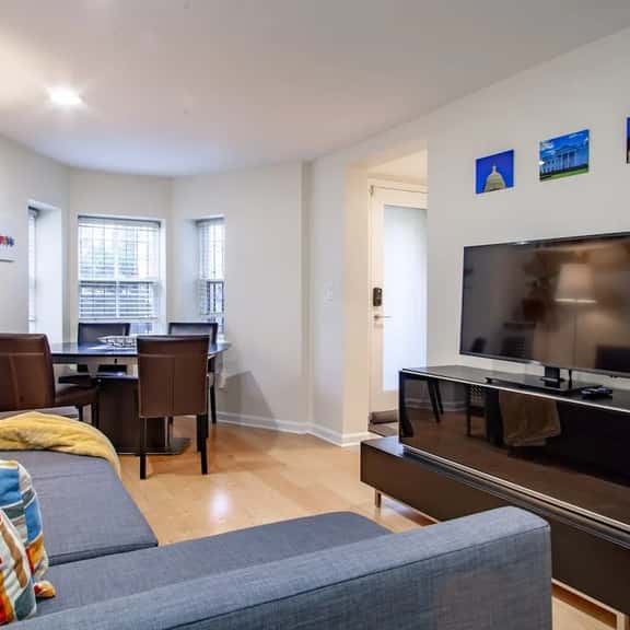 RT/1424 Swann St - Image 1