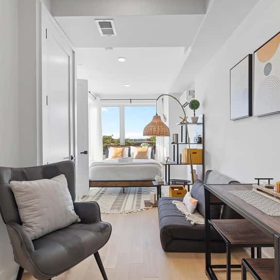 Wang/1724 H St #3 - Image 1