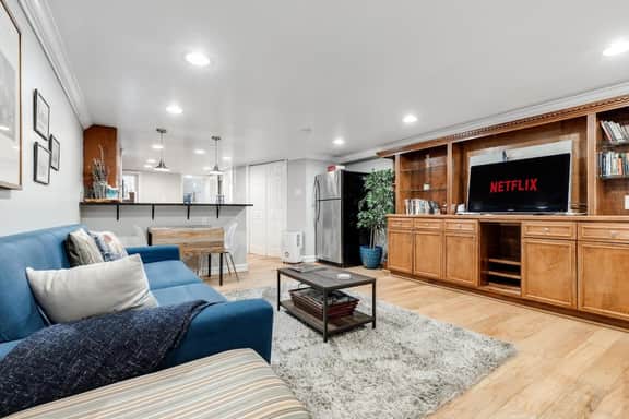 Oberoi/104 R St - Image 5