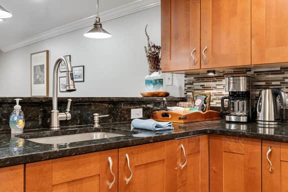 Oberoi/104 R St - Image 4