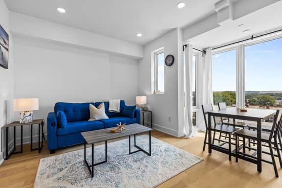 Wang/1724 H St #7 - Image 3