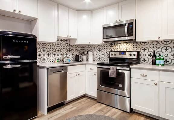 Lueken/1804 Tuck - Image 5